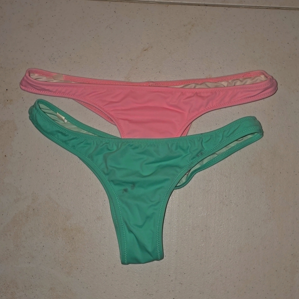 Victoria's Secret itsy bathing suit bottom